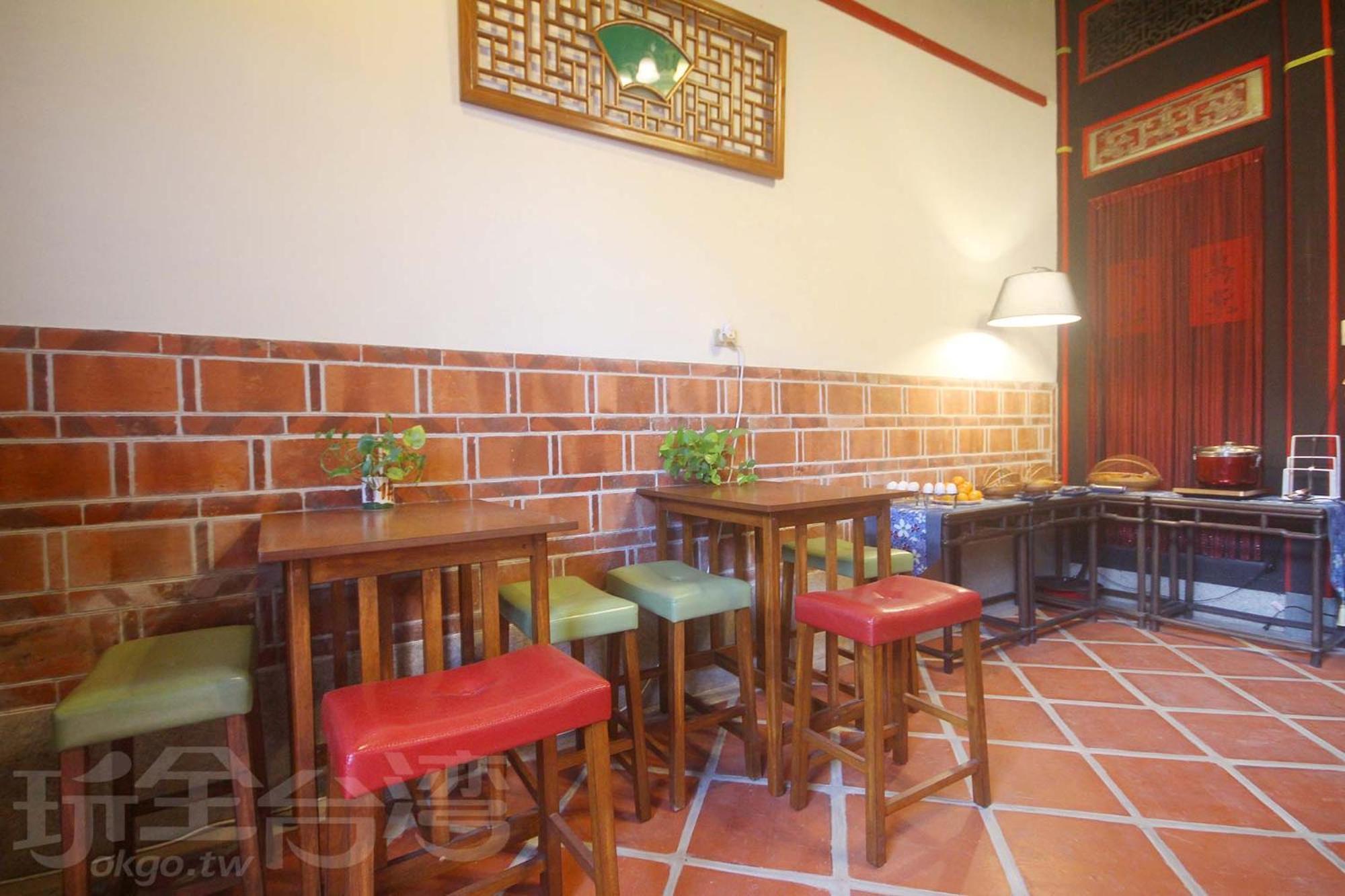 ג'ינצ'נג 歇會兒民宿典藏館 מראה חיצוני תמונה